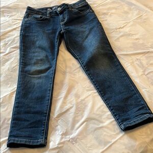 Cat & Jack Ultimate Stretch Skinny jeans. Girls size 8. NWOT